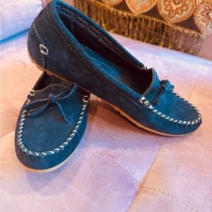 L.L. Bean Navy Moccasins for Women